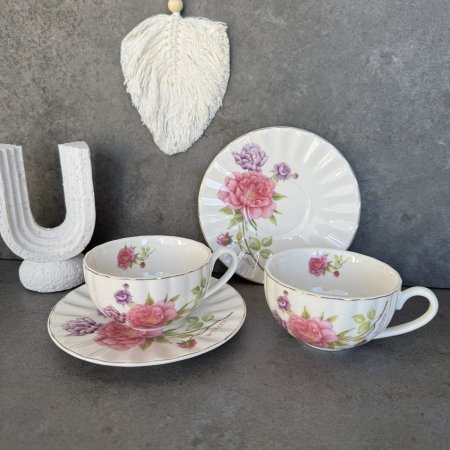 فنجان شاي مورد