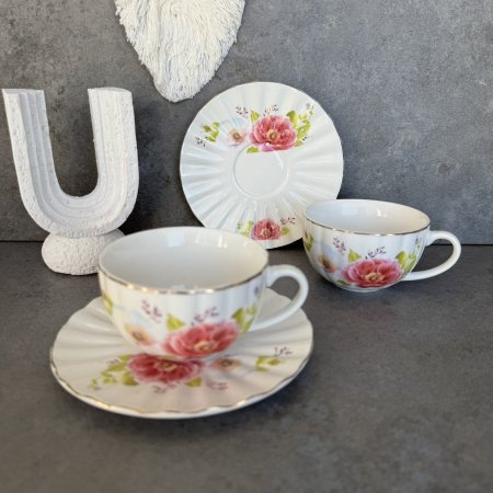 فنجان شاي مورد