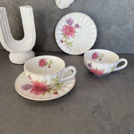 فنجان قهوة مورد