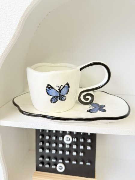 مج هاند ميد فراشة