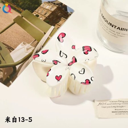 كماشة شعر شكل وردة السعر بالمفرق 2 شيكل السعر بالجملة للدزينة 12 قطعة