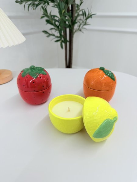 شمع معطر بعلبة بورسلان شكل فاكهة