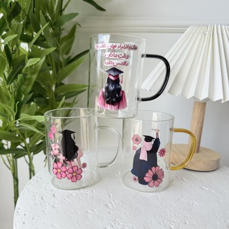 مج شفاف تخرج 3 رسمات حجم كبير