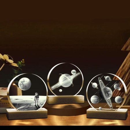 بلورة كرستال فضاء دائرية