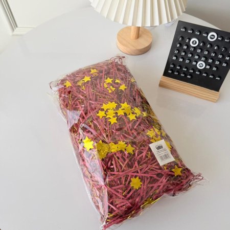 ورق نفل للهدايا مع برق ونجوم