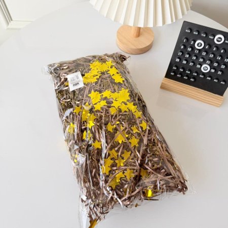 ورق نفل للهدايا مع برق ونجوم