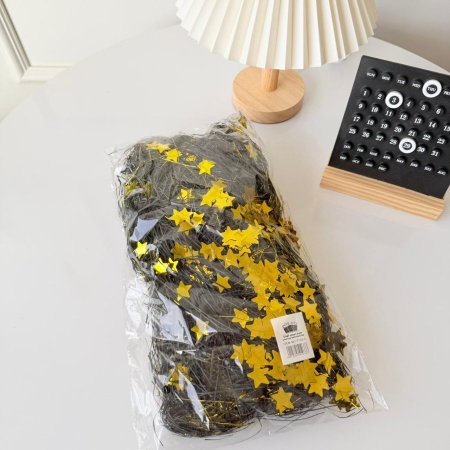 ورق نفل للهدايا مع برق ونجوم