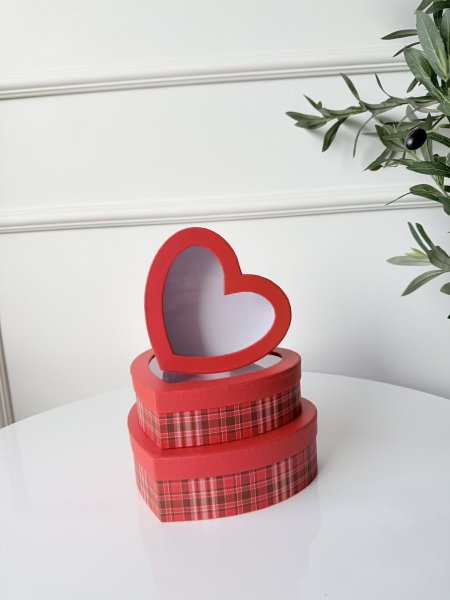 طقم صناديق كرتون قلب 3 قطع