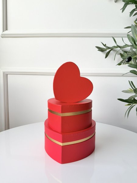 طقم صناديق كرتون  شكل قلب  3 قطع احجام صغيرة