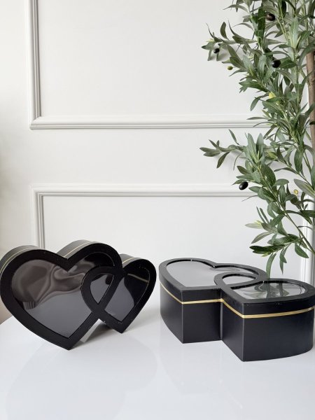 طقم صناديق كرتون  شكل قلبين قطعتين