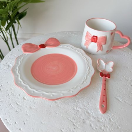 طقم مج وصحن ومعلقة هاند ميد