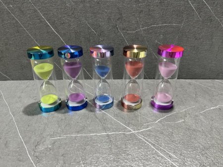 ساعات رملية 