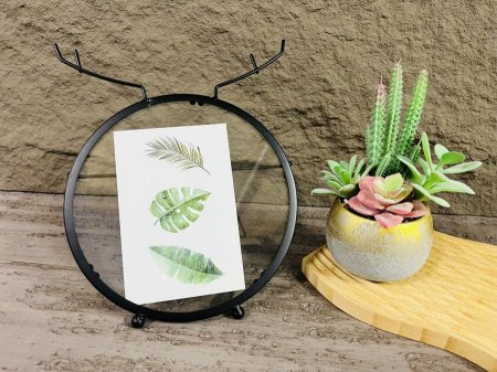 برواز حديد لون اسود