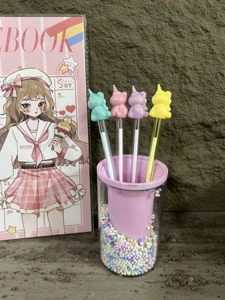 اقلام حبر غطاية ارنب 