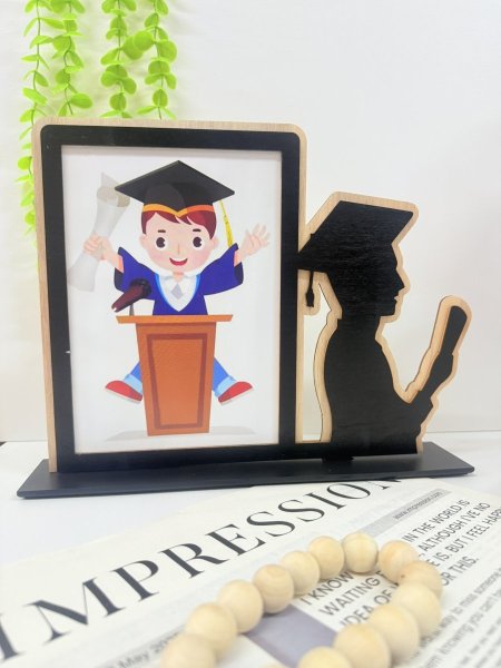 برواز خريج حجم كبير