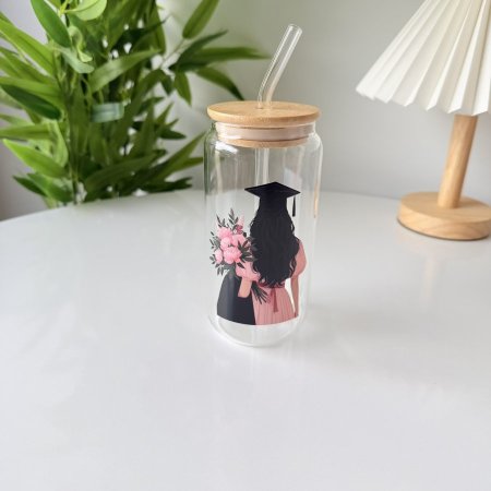 مج ايس كوفي خريجة