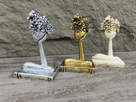 تحفة قناع راس ورد