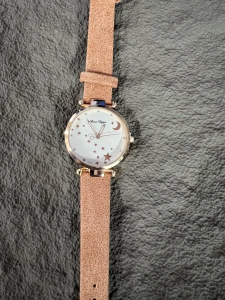 ساعات يد للصبايا