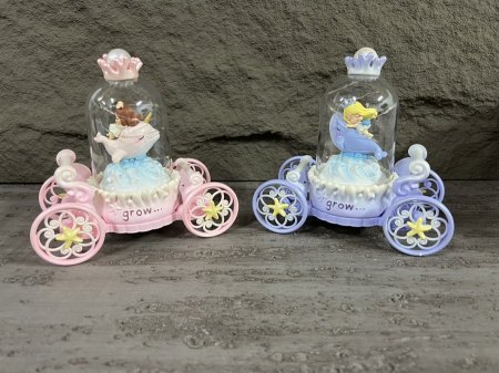 بلورة مضيئة مع موسيقى