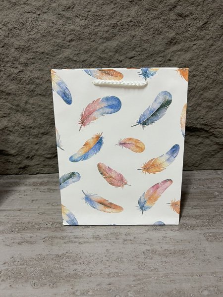 كيس هدايا ريش حجم صغير