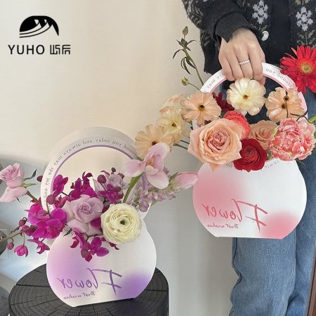 كيس هديا شكل شنطة للورد