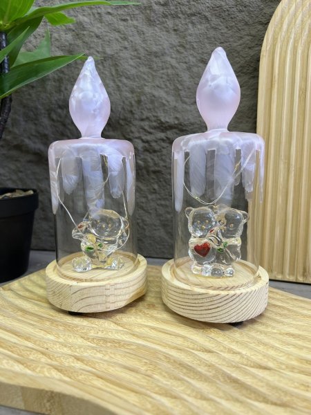 شمعة مضيئة زجاج