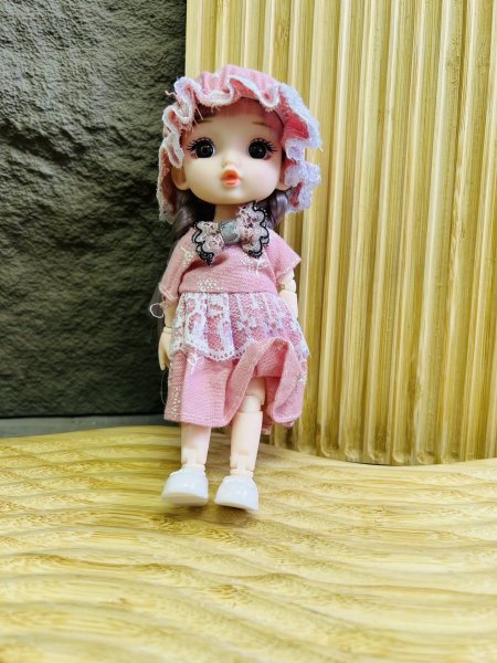 ميدالية بنت كيوت