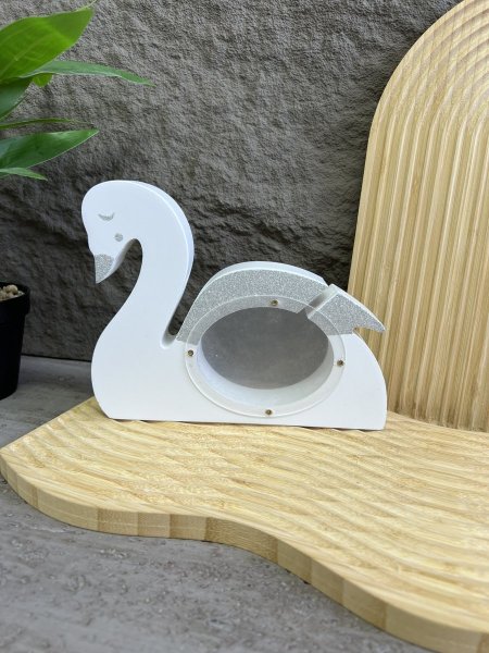 حصالة خشب شكل فلامنجو