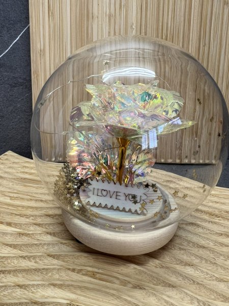 تحفة وردة مضيئة