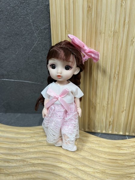 ميدالية بنت كيوت