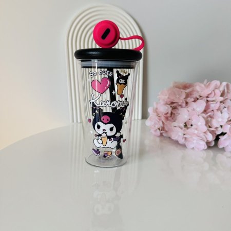 كاسة زجاج حجم كبير مع مصاصة كرومي