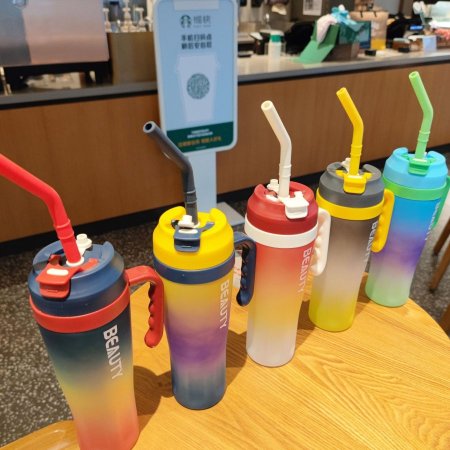 مطرة ماء بلاستك جودة عالية 