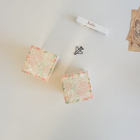 ورق نوت مورد  1000 ورقة