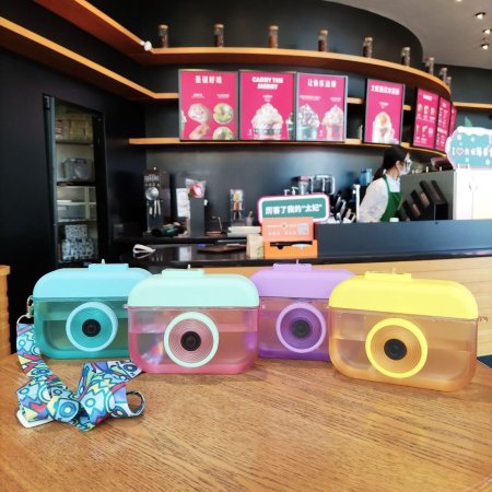 مطرة ماء شكل كميرا