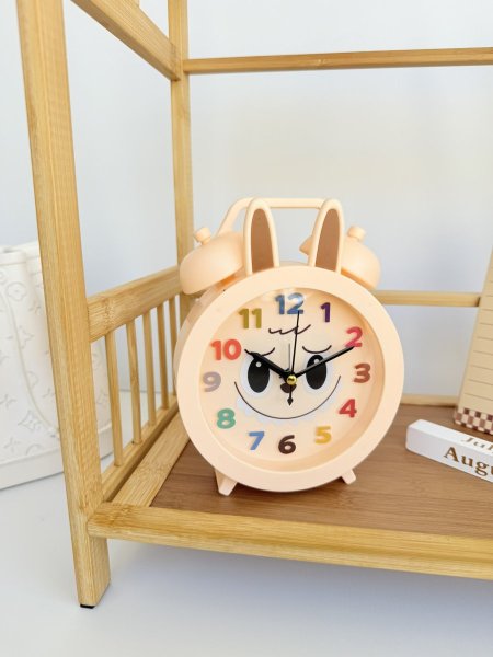 ساعة منبه لابوبو كبيرة