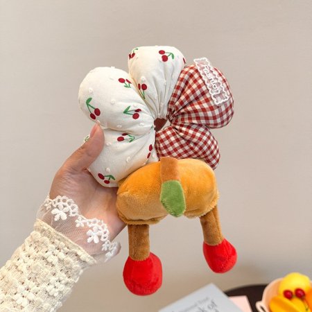 بكلة شعر شكل ميكي كرز