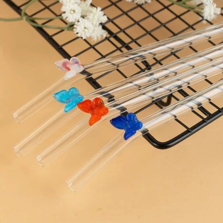 طقم مصاصات فراشات 4 مصاصات وفرشاية