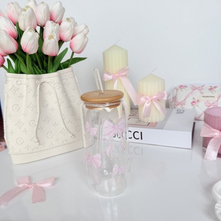 مج مصاصة فيونكات وقلوب