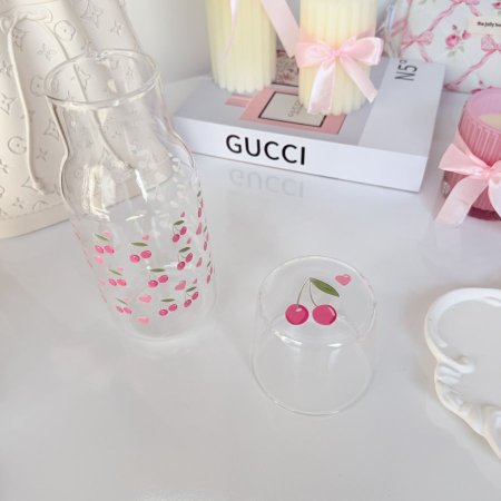 شاف كرز مع كاسة