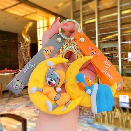 ميداليت توم اند جيري على هلال