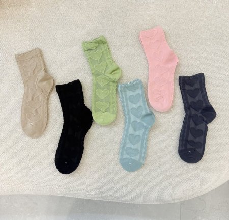 جرابات قطن قلوب تطريز