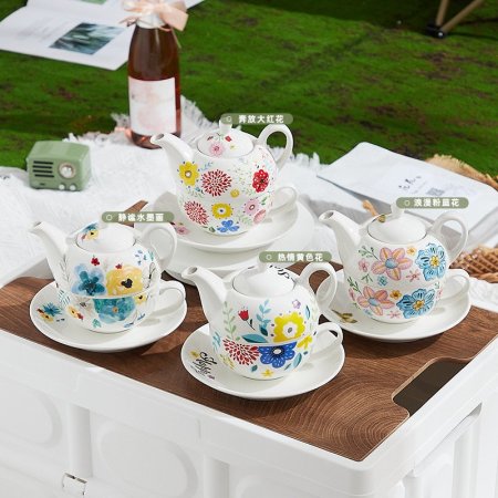 طقم ابريق مع فنجان وكوستر 