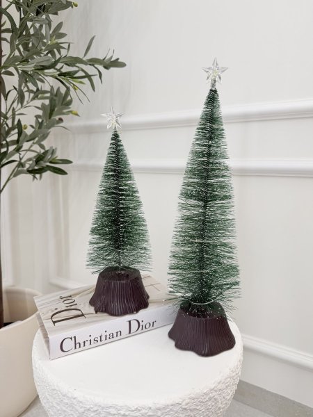 شجر كريسمس حجم كبير مضيئ