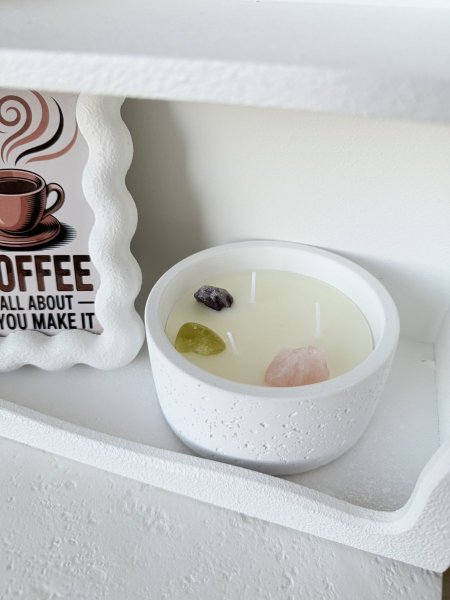 شمع ديكرو حجري لون ابيض حجم كبير