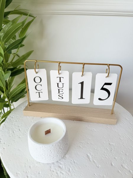 كالندر معدن ذهبي