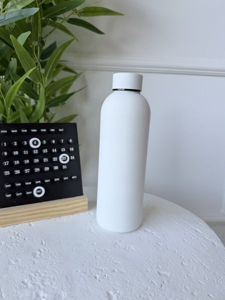 حافظ حرارة جودة عالية لون ابيض