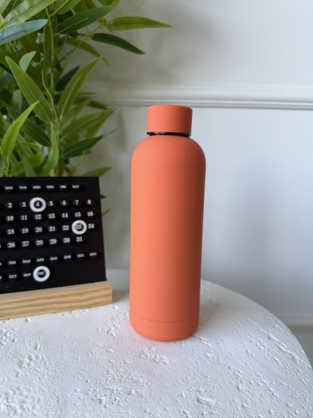 حافظ حرارة جودة عالية لون برتقالي