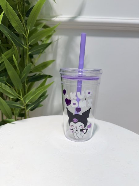 مج بلاستك شفاف مع شلمون كرومي